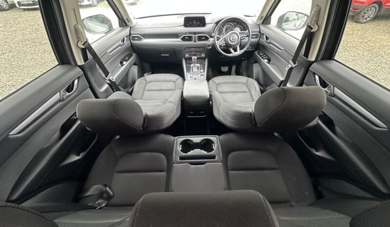 
								Mazda CX-5 full									