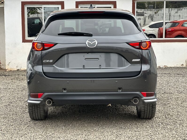 
								Mazda CX-5 full									
