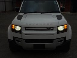 Land Rover Defender 110