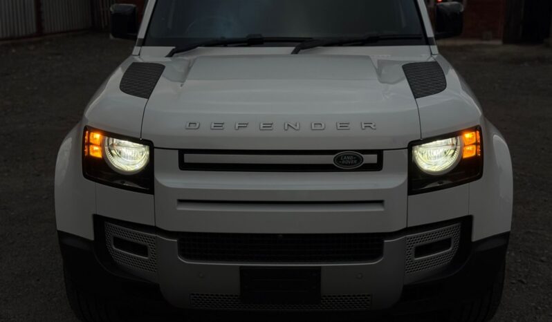 
								Land Rover Defender 110 full									