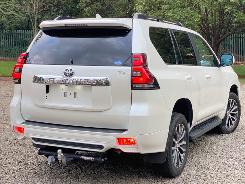 
								Toyota Land Cruiser Prado TX full									