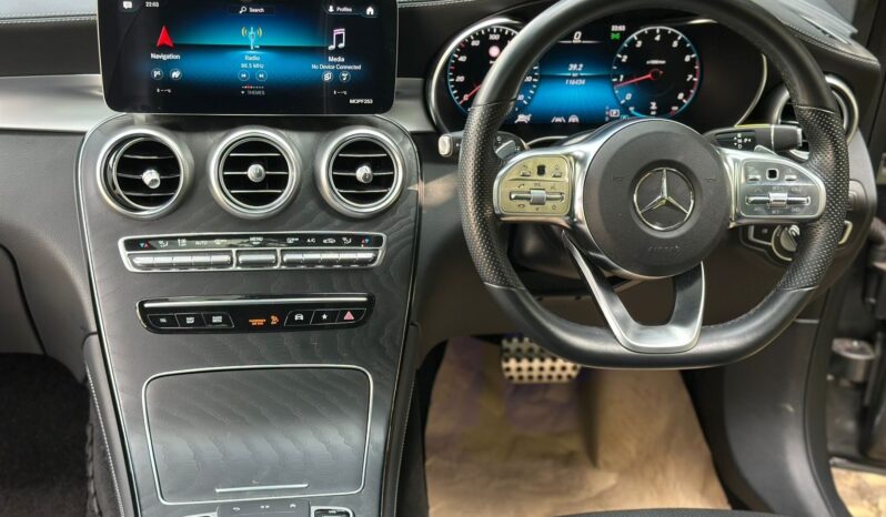 
								Mercedes Benz GLC 300 full									