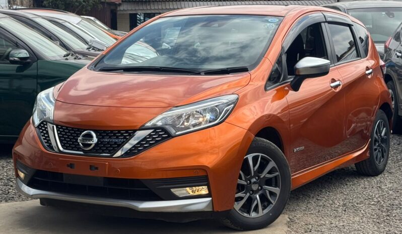 
								Nissan Note full									