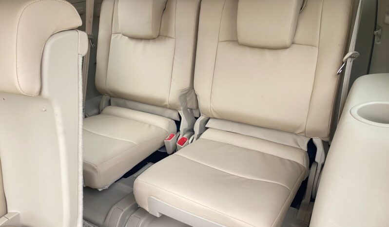 
								Toyota Land Cruiser Prado TX full									