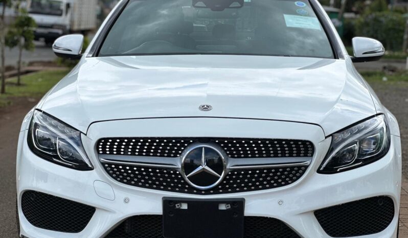 
								Mercedes Benz C200 full									