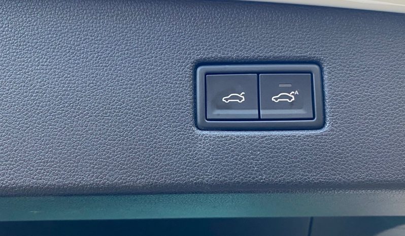 
								Volkswagen Tiguan full									