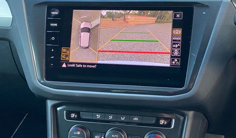 
								Volkswagen Tiguan full									