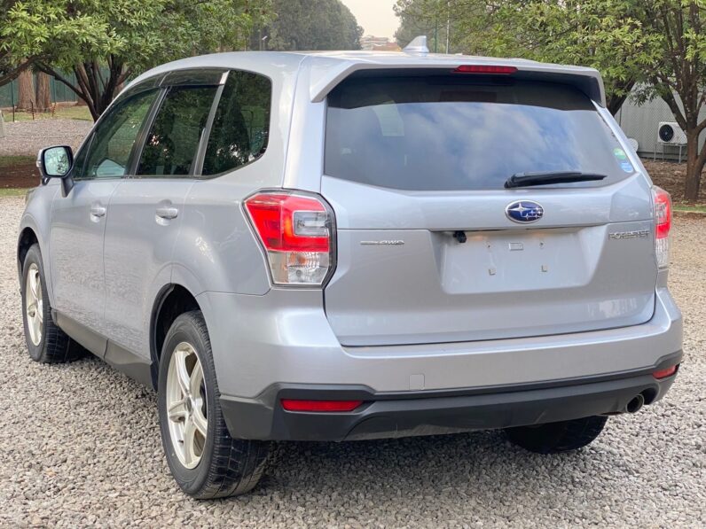 
								Subaru Forester X-break full									