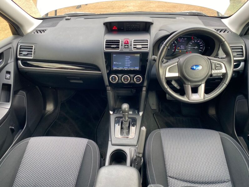 
								Subaru Forester X-break full									