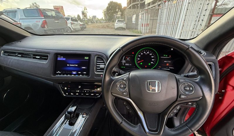 
								Honda Vezel full									