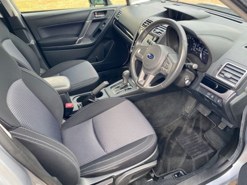 
								Subaru Forester X-break full									