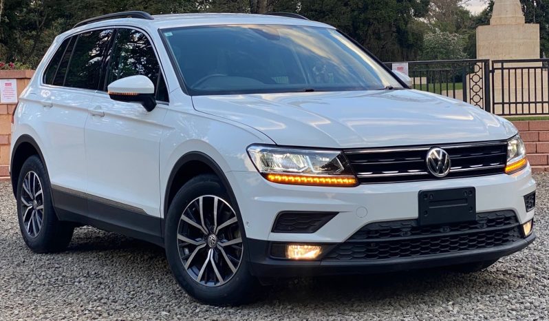 
								Volkswagen Tiguan full									
