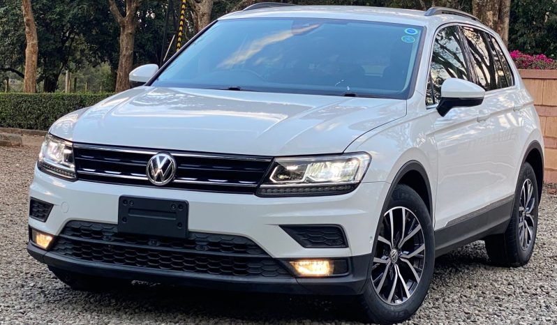 
								Volkswagen Tiguan full									