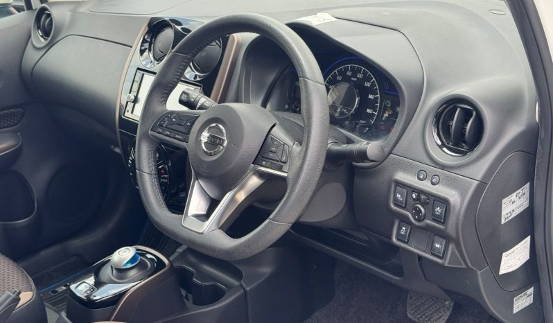 
								Nissan Note Epower full									