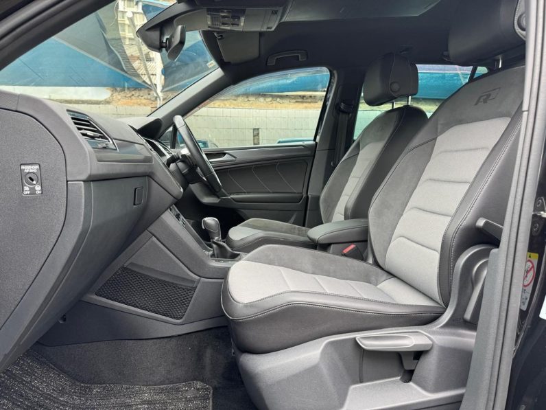 
								Volkswagen Tiguan R-line full									