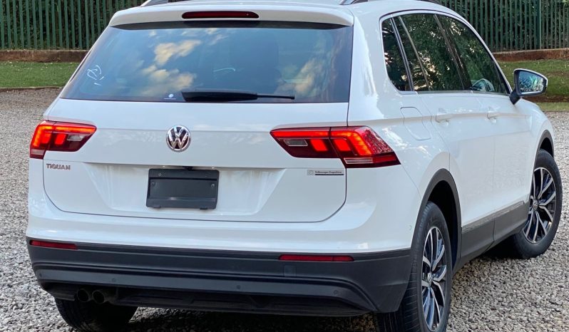 
								Volkswagen Tiguan full									