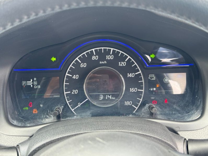 
								Nissan Note Epower full									