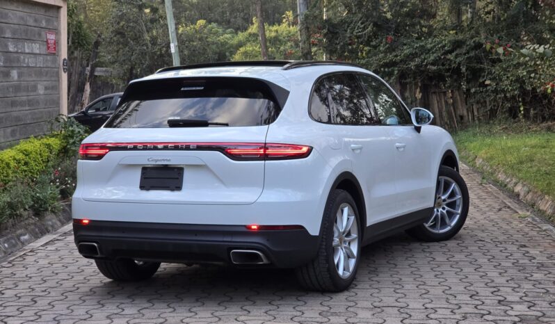 
								Porsche Cayenne full									