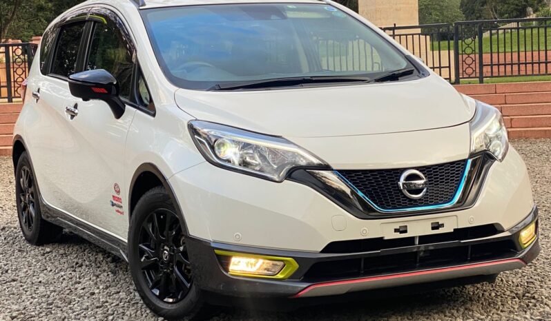 
								Nissan Note full									