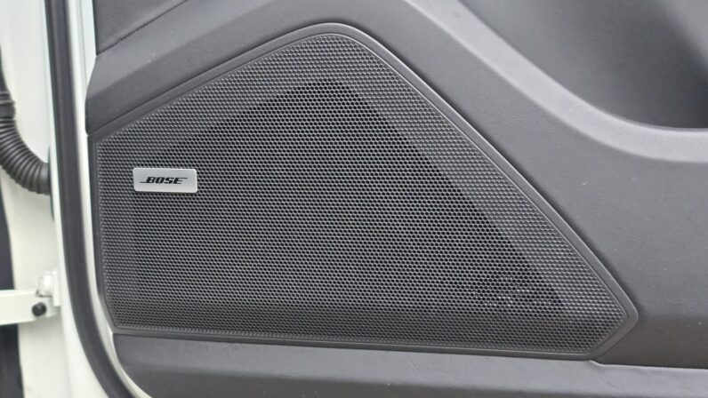 
								Porsche Cayenne full									