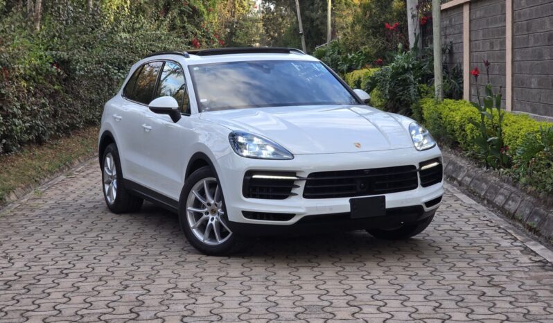 
								Porsche Cayenne full									
