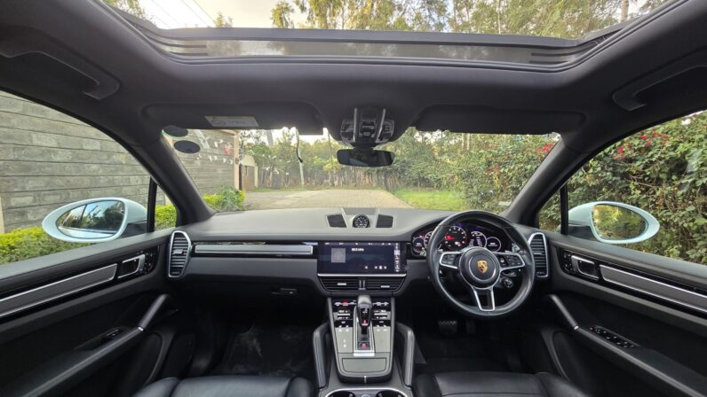 
								Porsche Cayenne full									