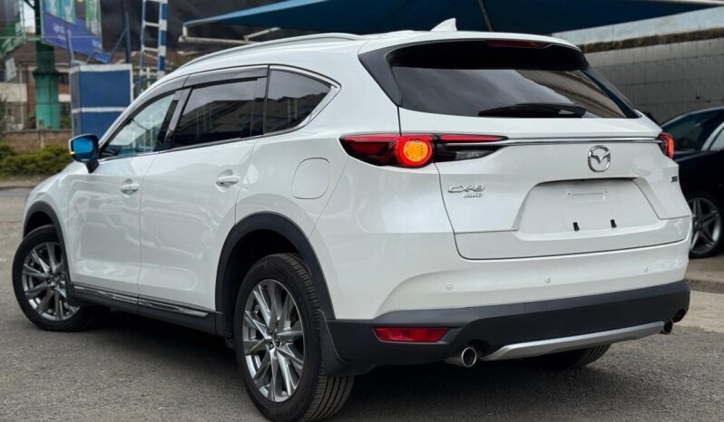 
								Mazda CX-8 full									