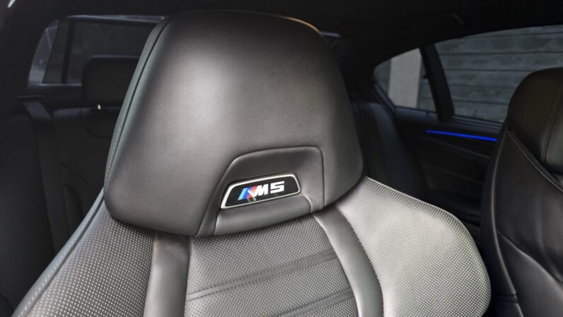 
								BMW M5 full									