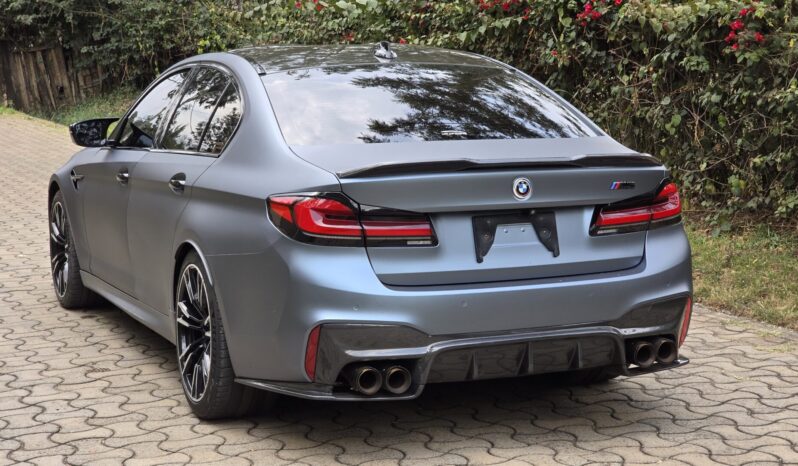 
								BMW M5 full									
