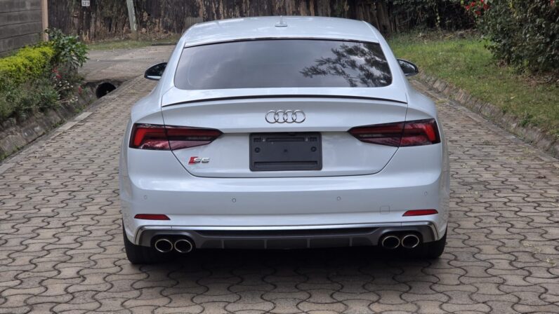 
								Audi S5 full									