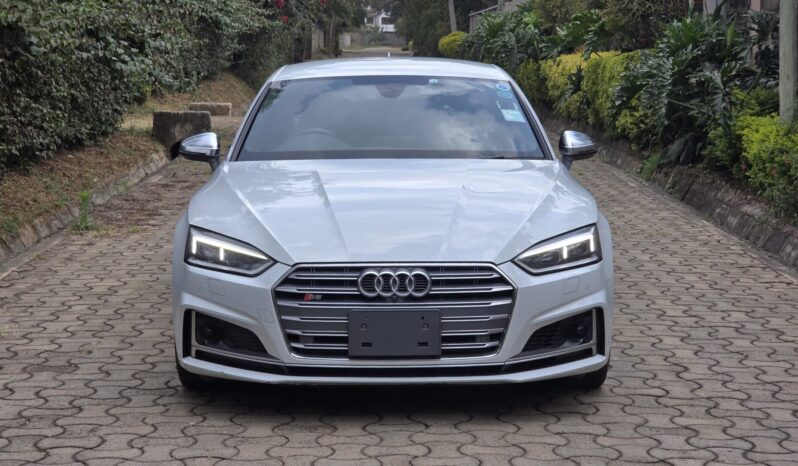 
								Audi S5 full									