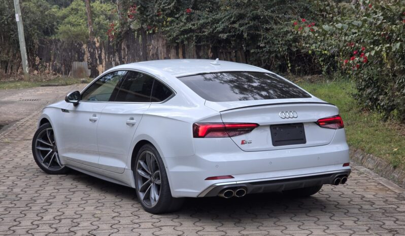 
								Audi S5 full									