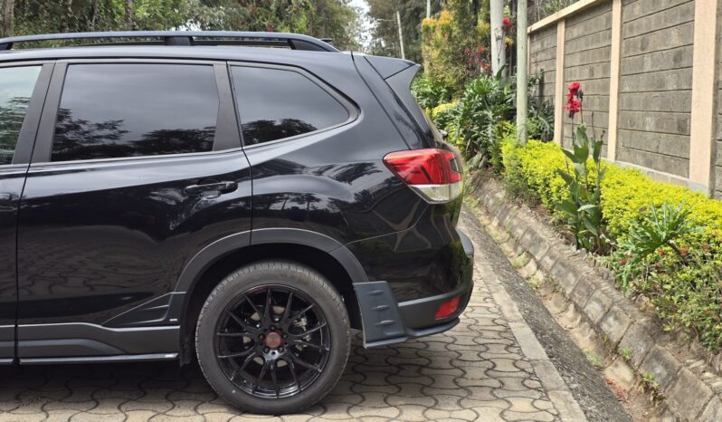 
								Subaru Forester full									