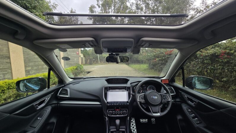 
								Subaru Forester full									