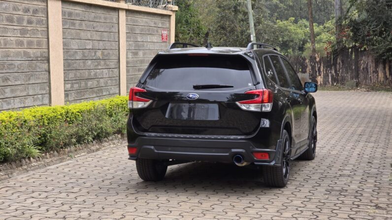 
								Subaru Forester full									