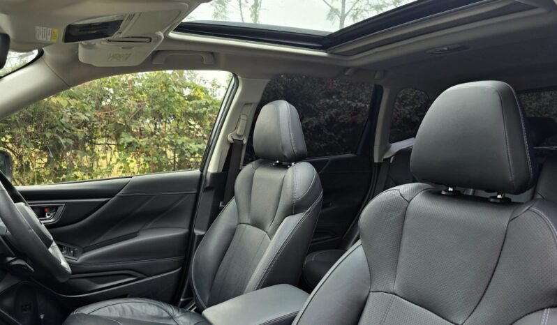 
								Subaru Forester full									