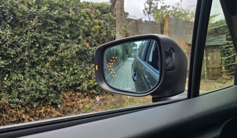 
								Subaru Forester full									