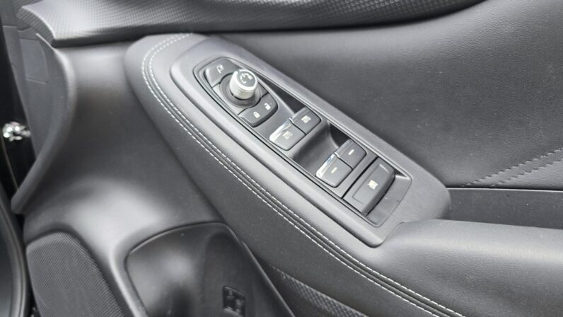 
								Subaru Forester full									