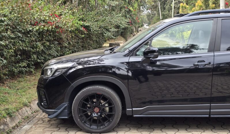 
								Subaru Forester full									