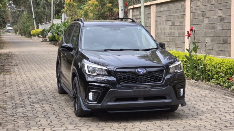 
								Subaru Forester full									