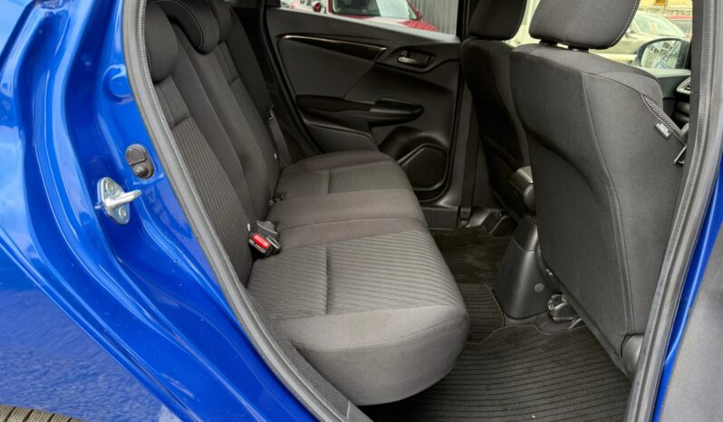 
								Honda Fit full									