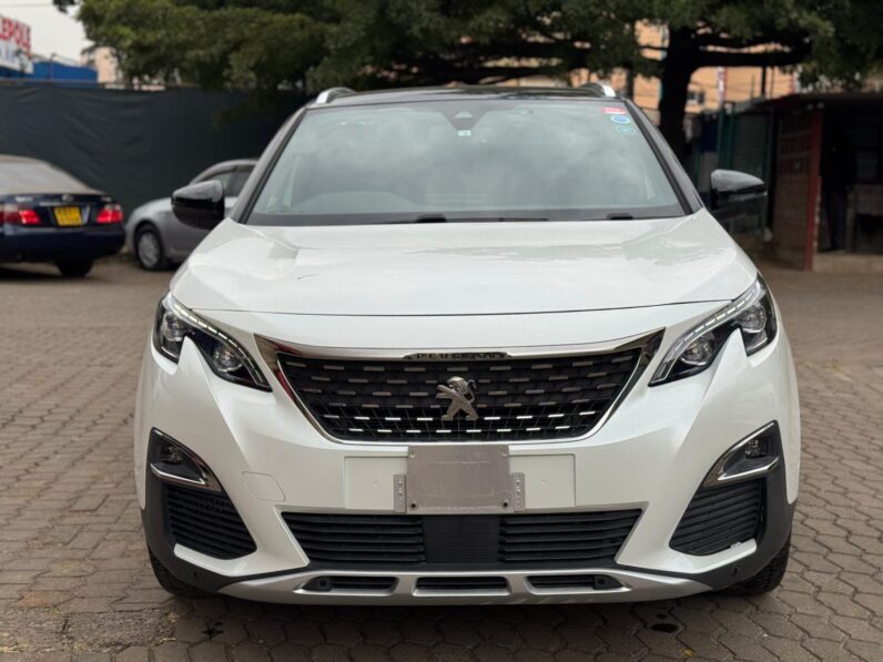 
								Peugeot 3008 full									