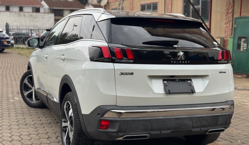 
								Peugeot 3008 full									