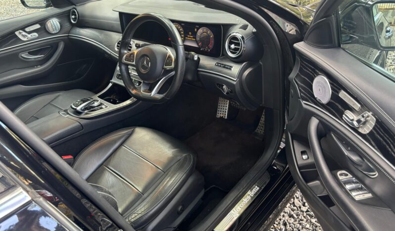 
								Mercedes Benz E250 full									