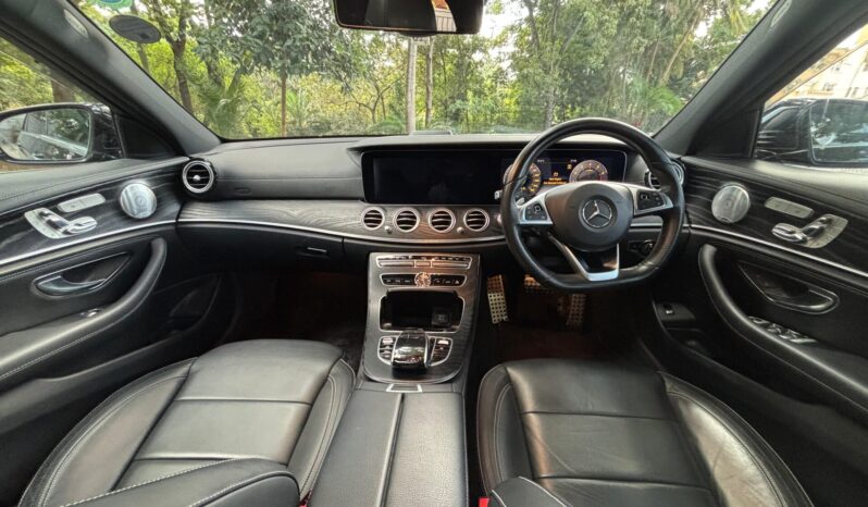 
								Mercedes Benz E250 full									