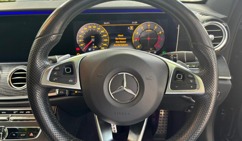 
								Mercedes Benz E250 full									