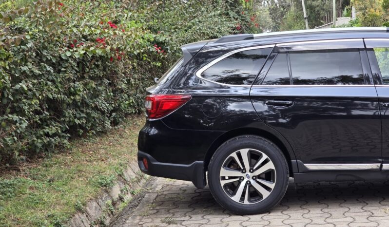 
								Subaru Outback full									