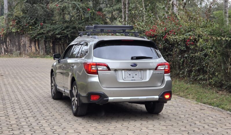 
								Subaru Outback full									