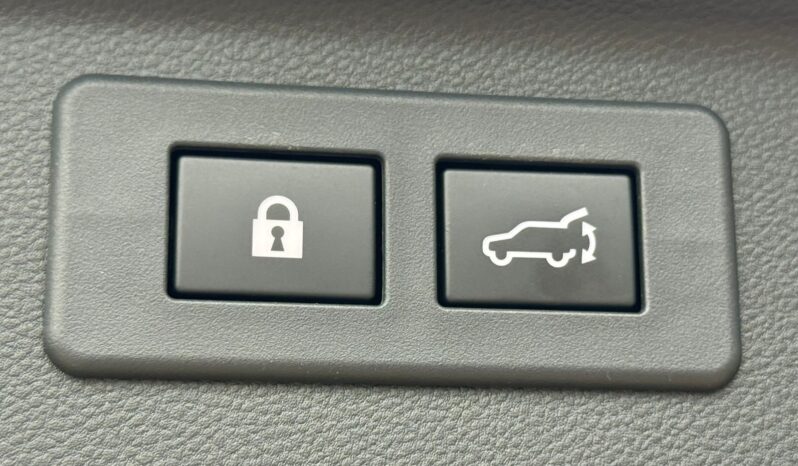 
								Subaru Forester full									