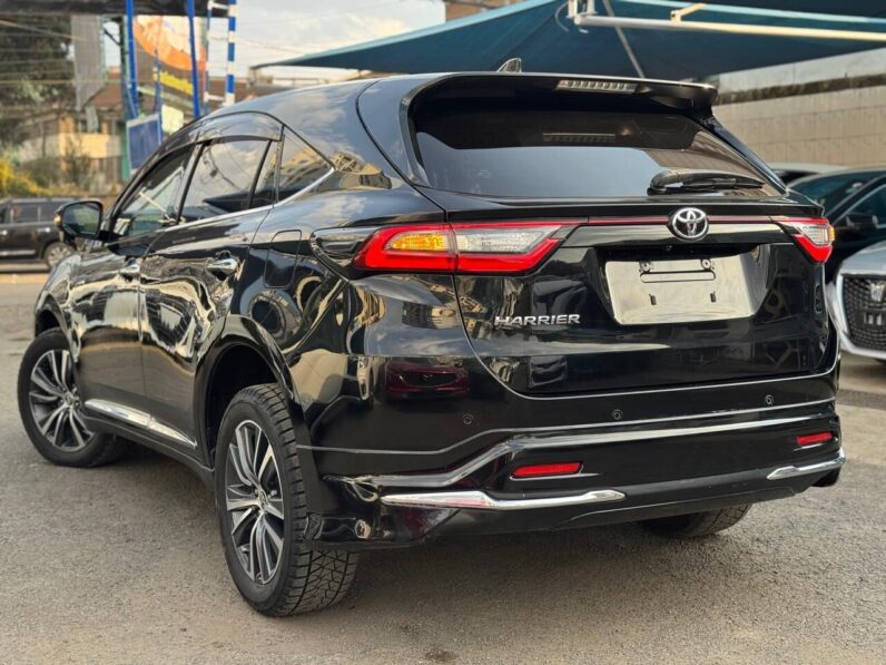 
								Toyota Harrier(turbo 4wd) full									